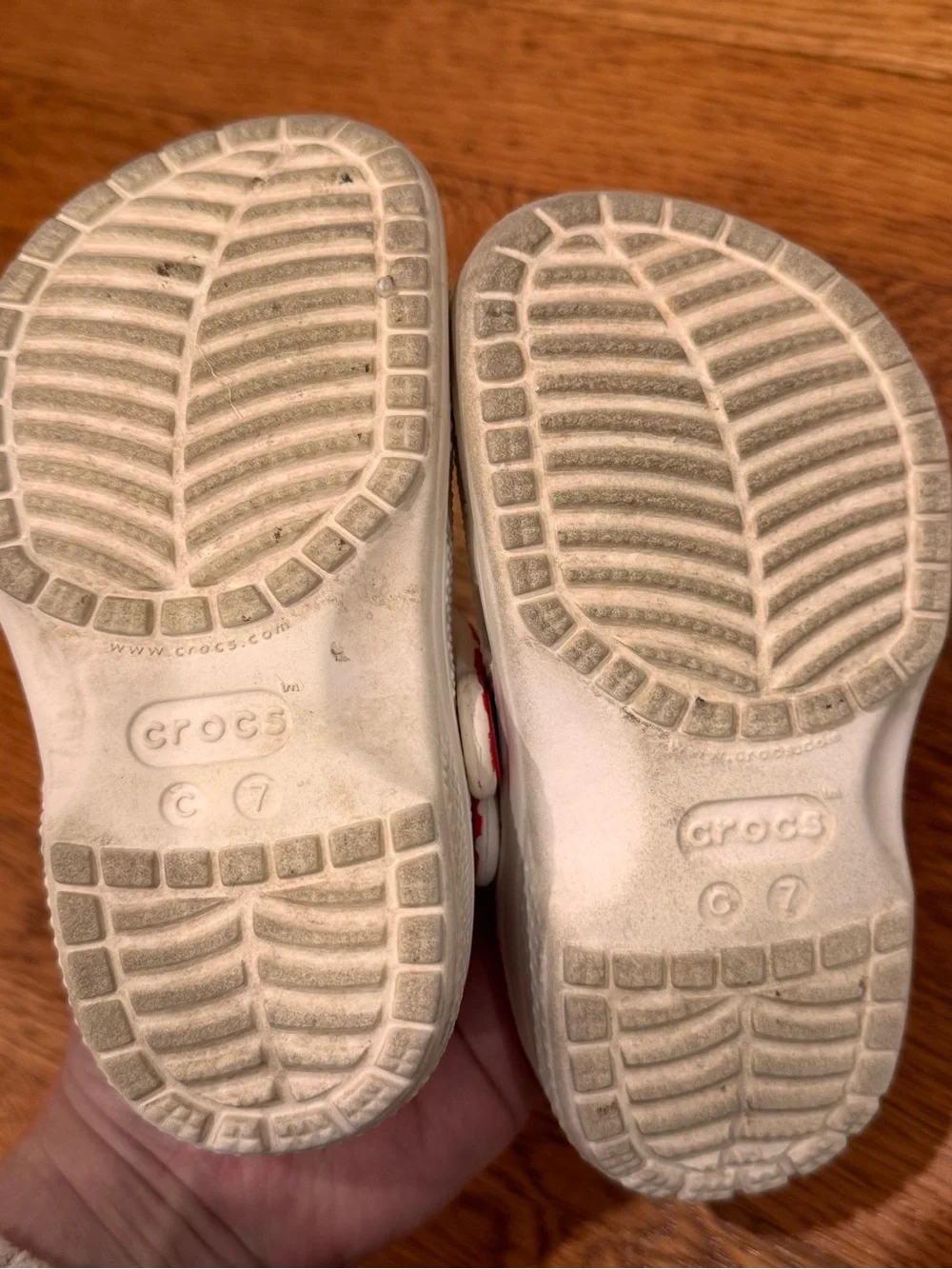CROCS Disney Minnie Mouse White Kids' Clogs, Red Polka Dot Bow Sz 7C